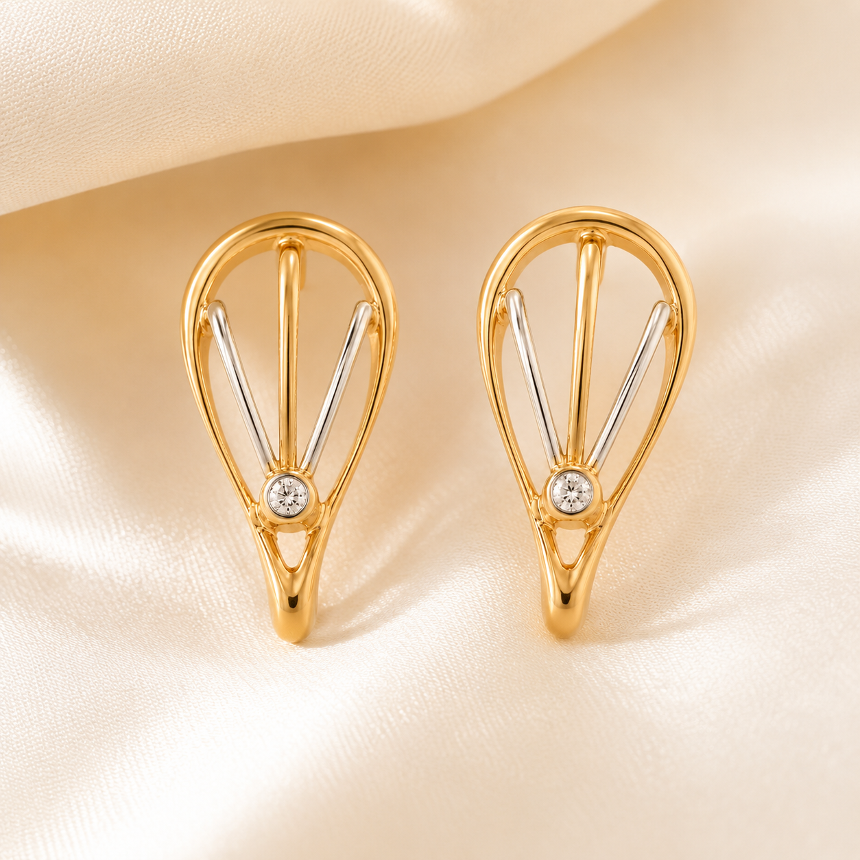 Elira Drop Earrings