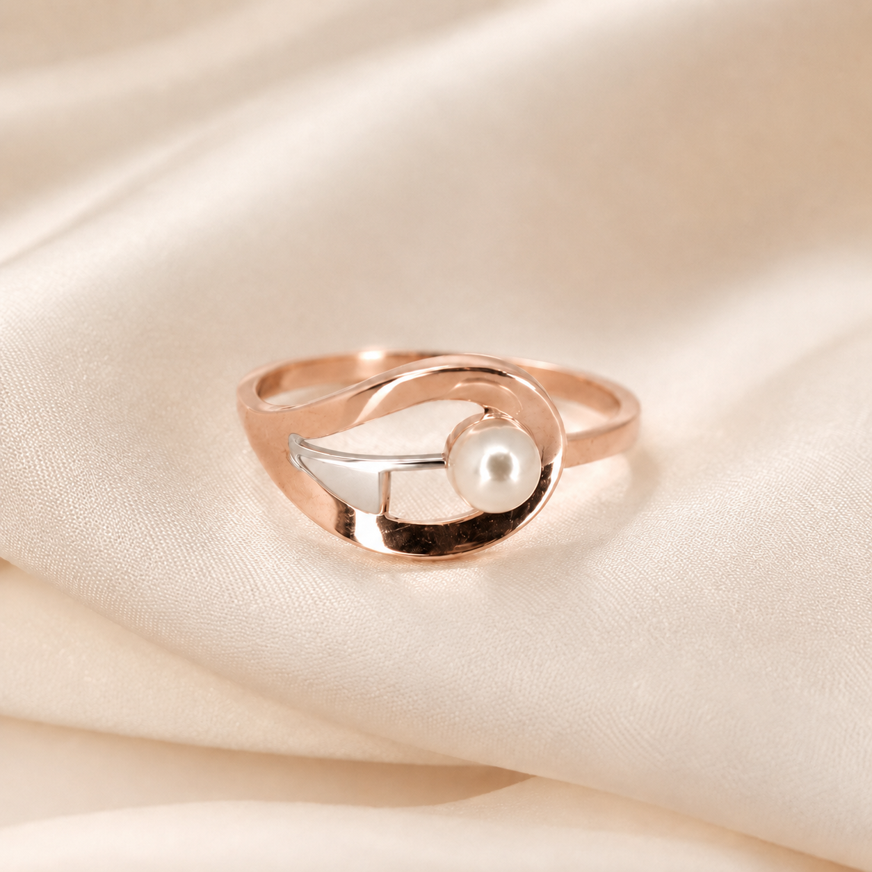 Opaline Ring