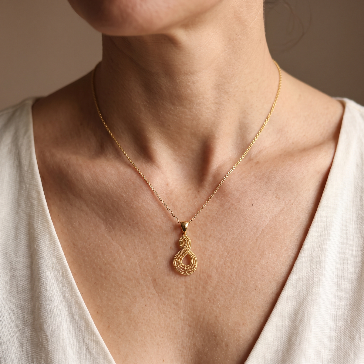 The Nastro Chain Pendant