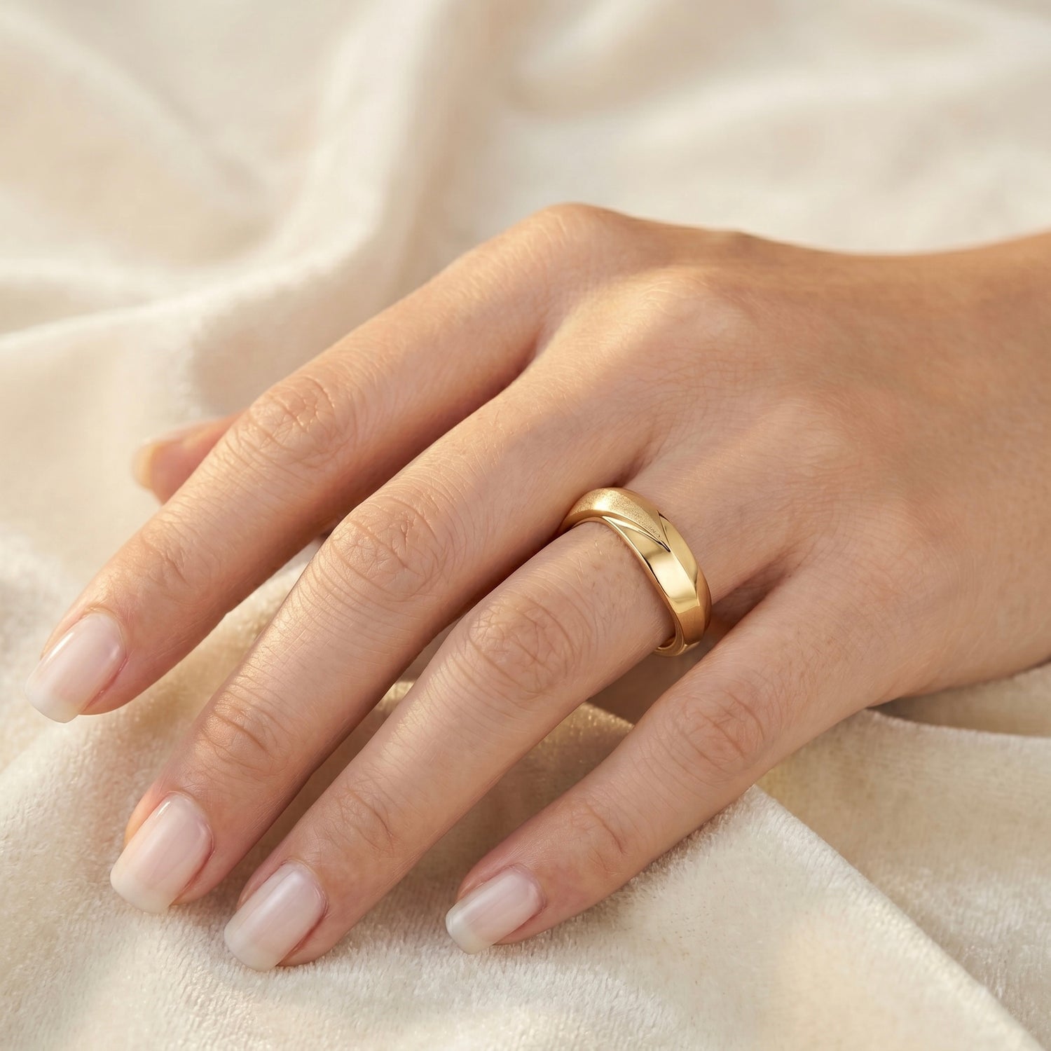Endless Gold Ring