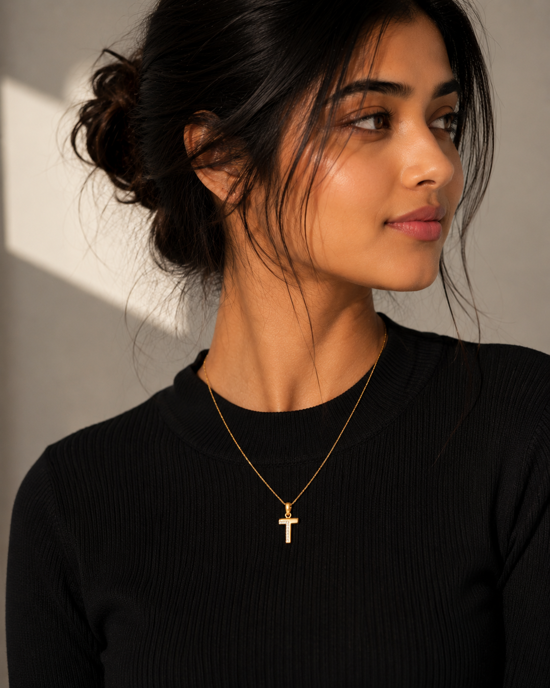 T Initial Pendant