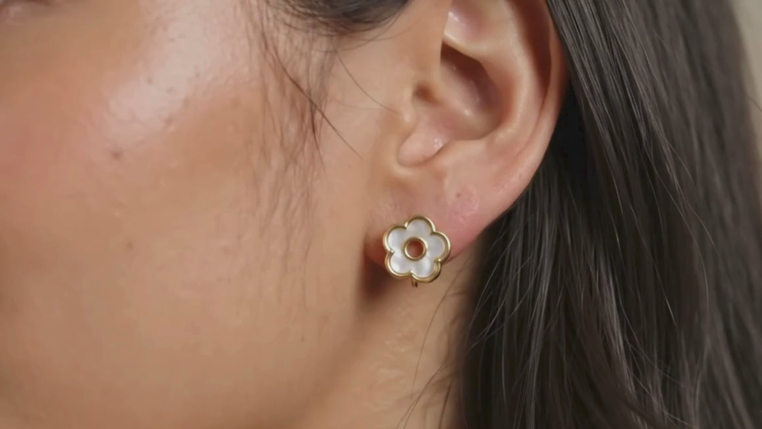 Moonveil Flower Gold Earrings